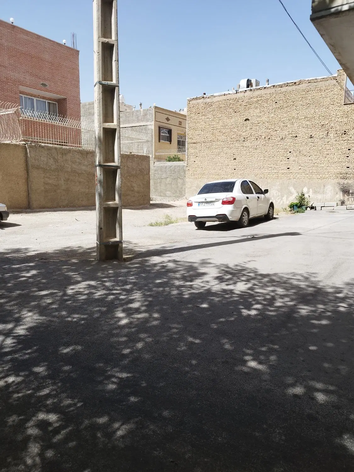زمین مسکونی آماده به ساخت