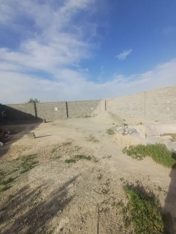 باغچه ۲۰۰متر به بالا دهشاد