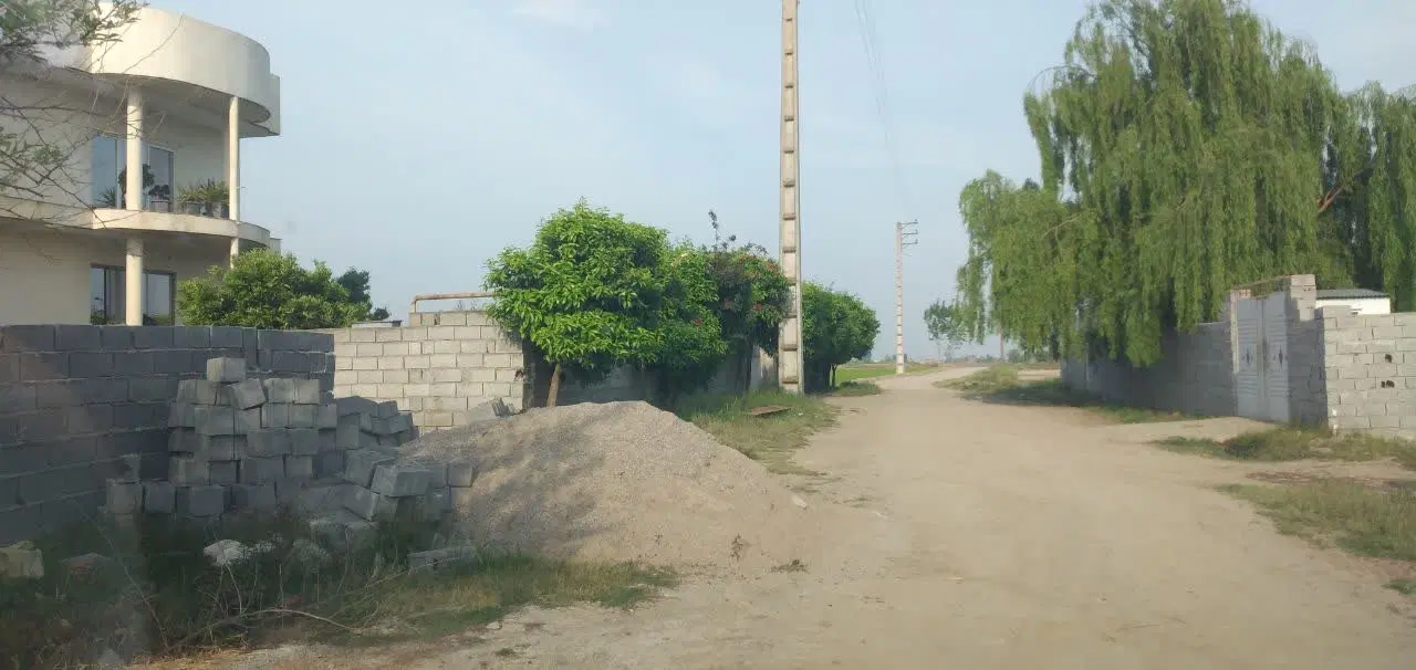۱۵۰ متر دیوار شده