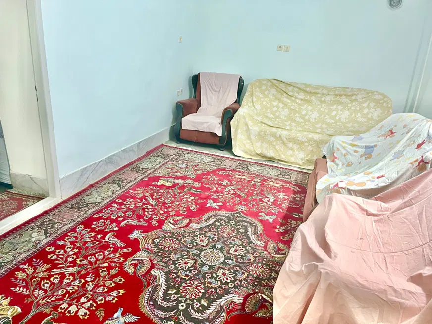 خانه دربست ۳۵۰ متری ۴ اتاقه حیاط دار با دوربین