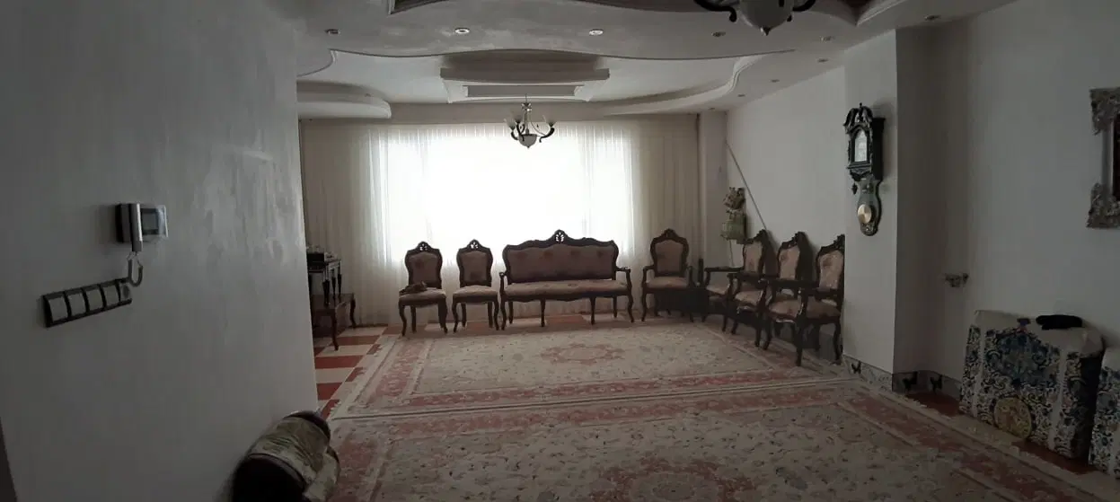 اپارتمان ۱۳۳ متری شهرک صدرا