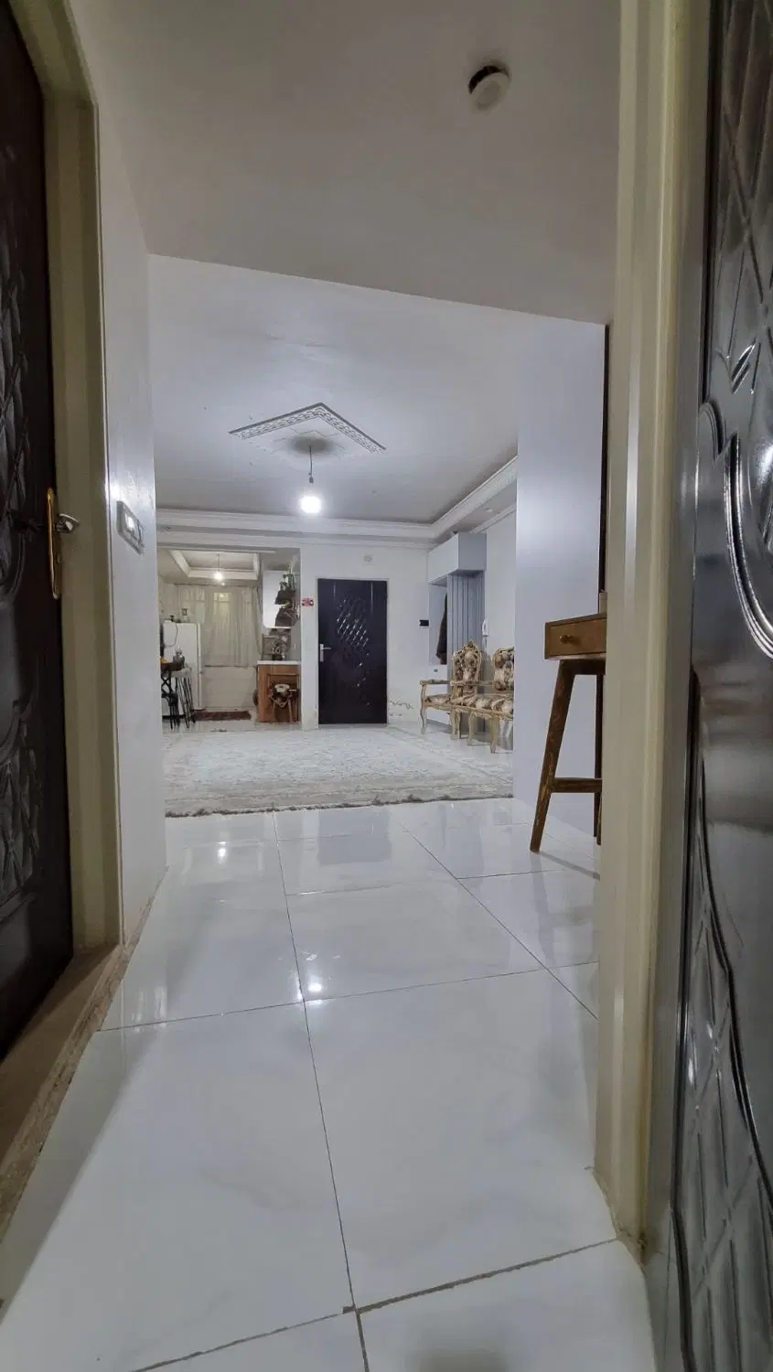 فروش آپارتمان درحصار امیر شهرک امام رضا زنبق ۵