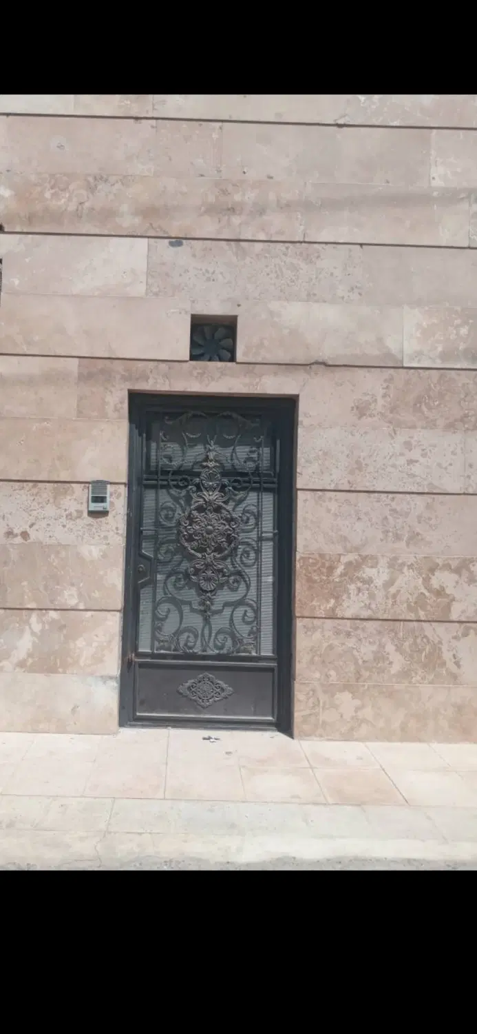 اجاره زیرزمین ۱۵۰ متر مفید