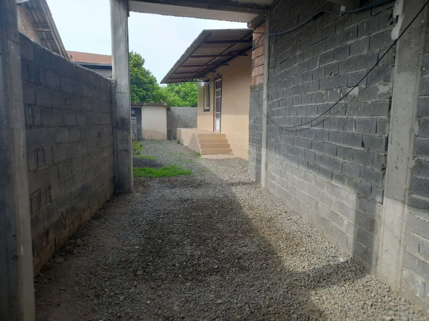 خانه ویلایی حیاط دار ۲۰۰ متری