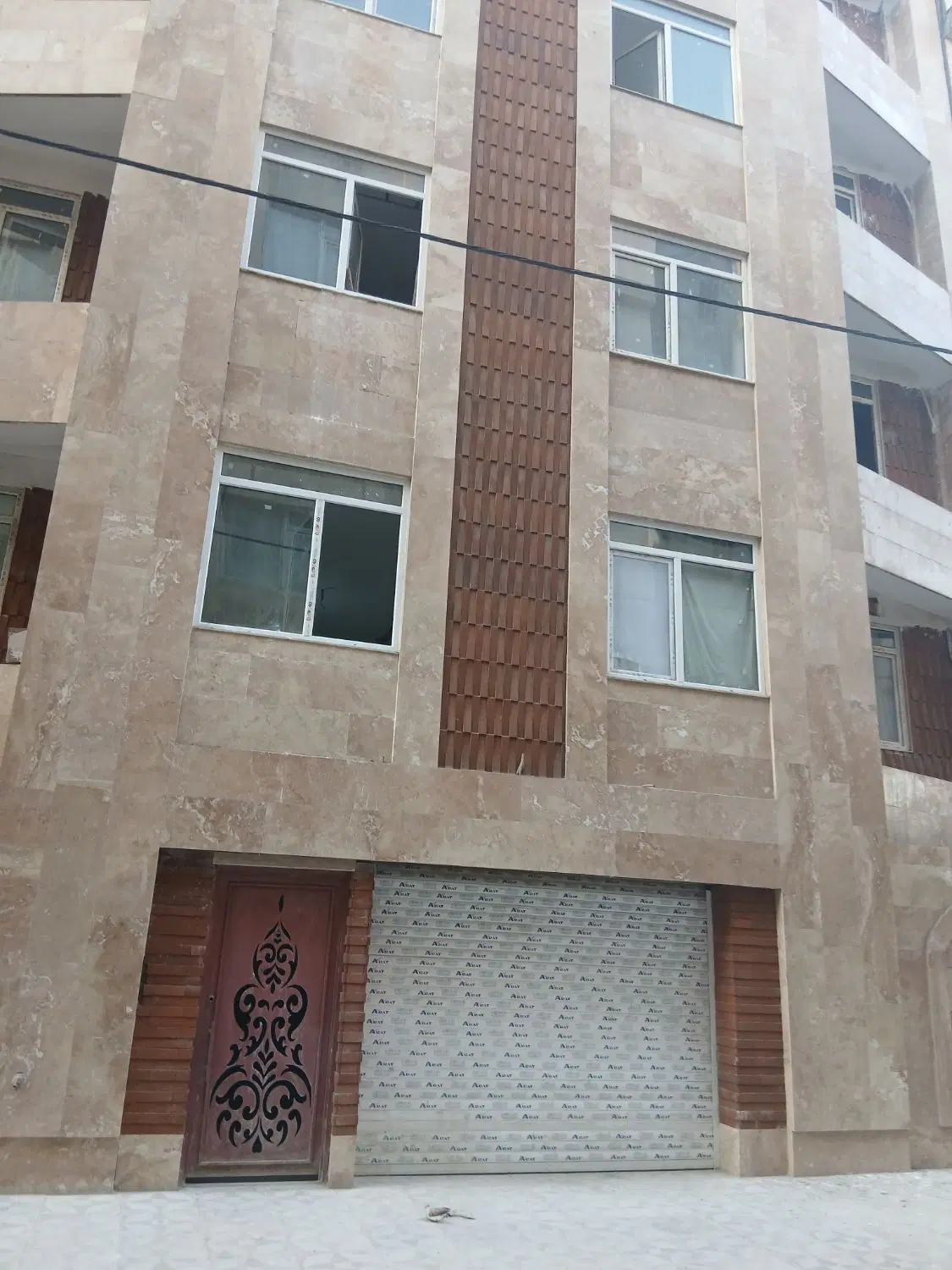 واحد ۸۵ متری خاص ترین در منطقه