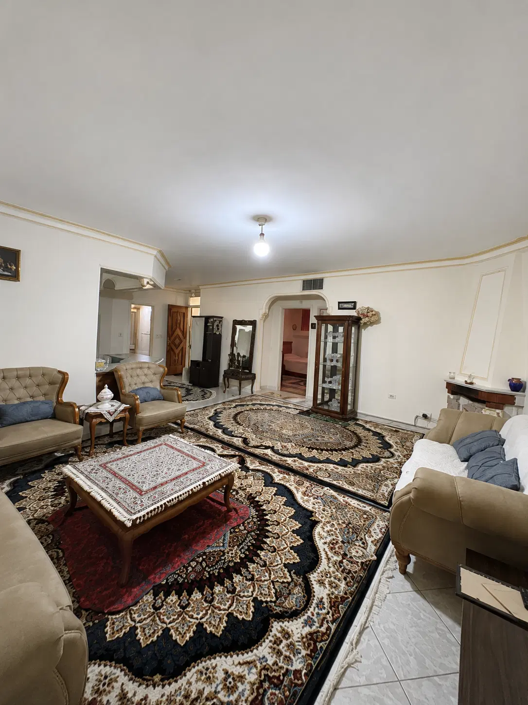 ۸۷متر دوخواب سه طرف غرق نور
