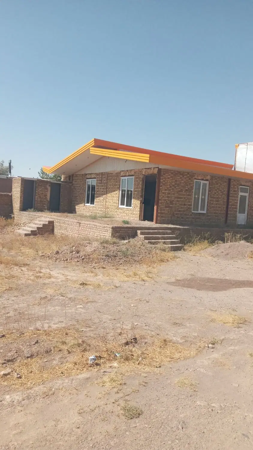 180 بنا 420 حیاط