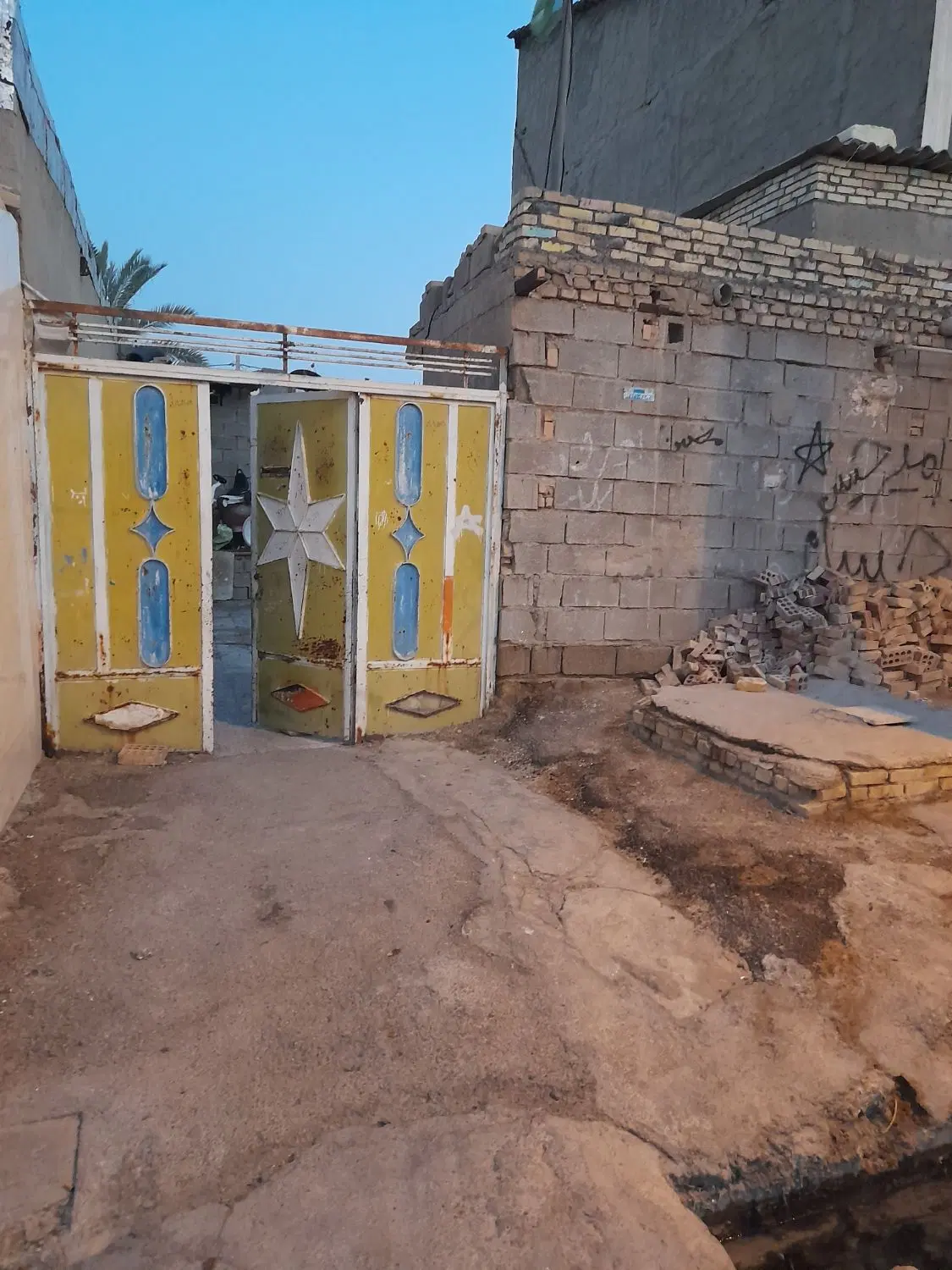 ملک قدیمی کلنگی