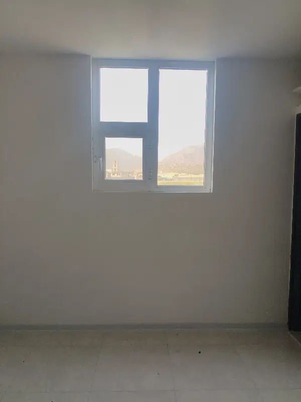 اجاره خانه مسکونی  همکف حیاط دار