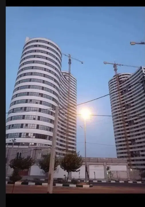 آپارتمان ۸۰ متری فردوسی بالاتر از بیمارستان دهخدا