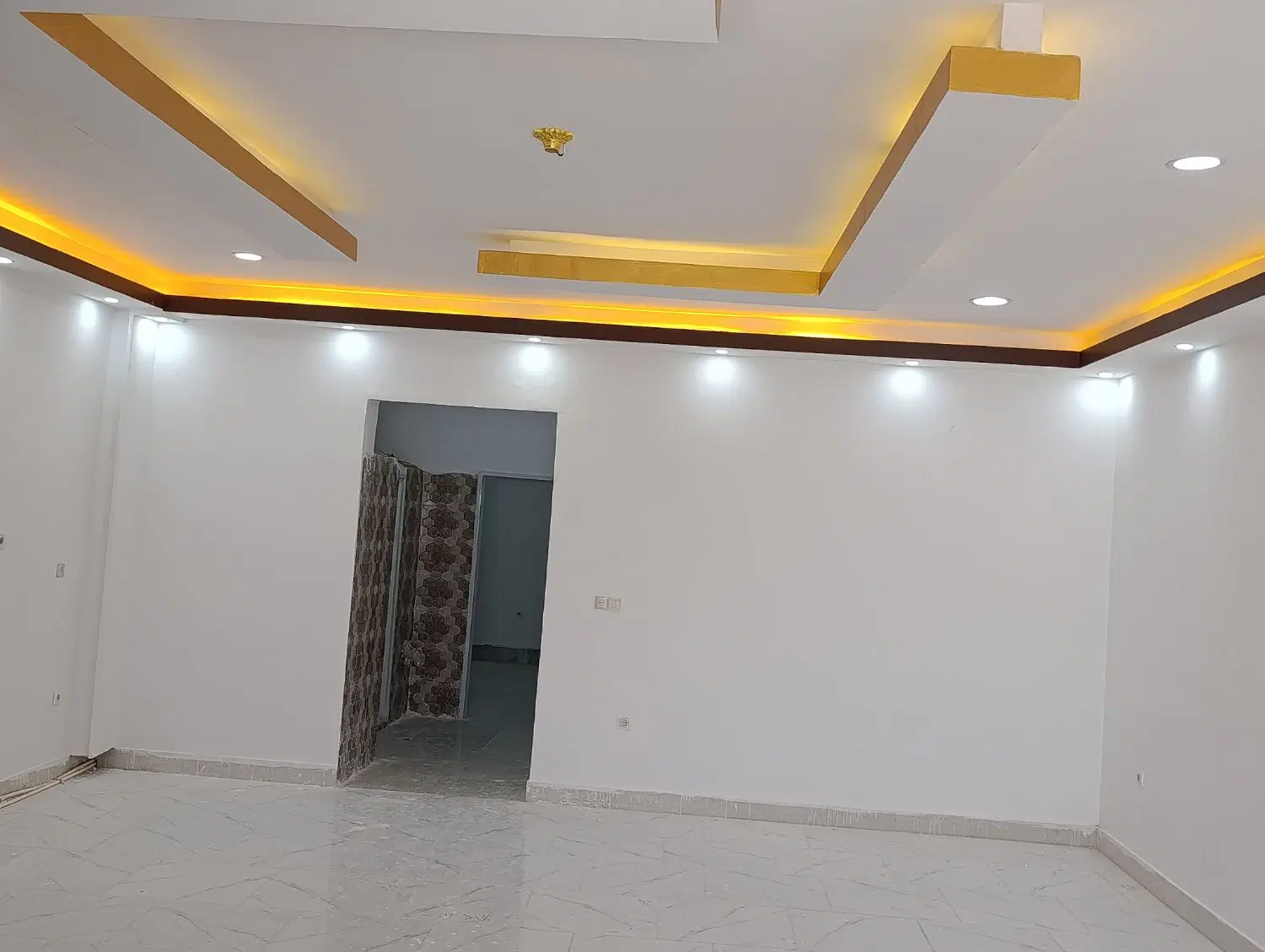 منزل ۱۵۰ متری فول امکانات