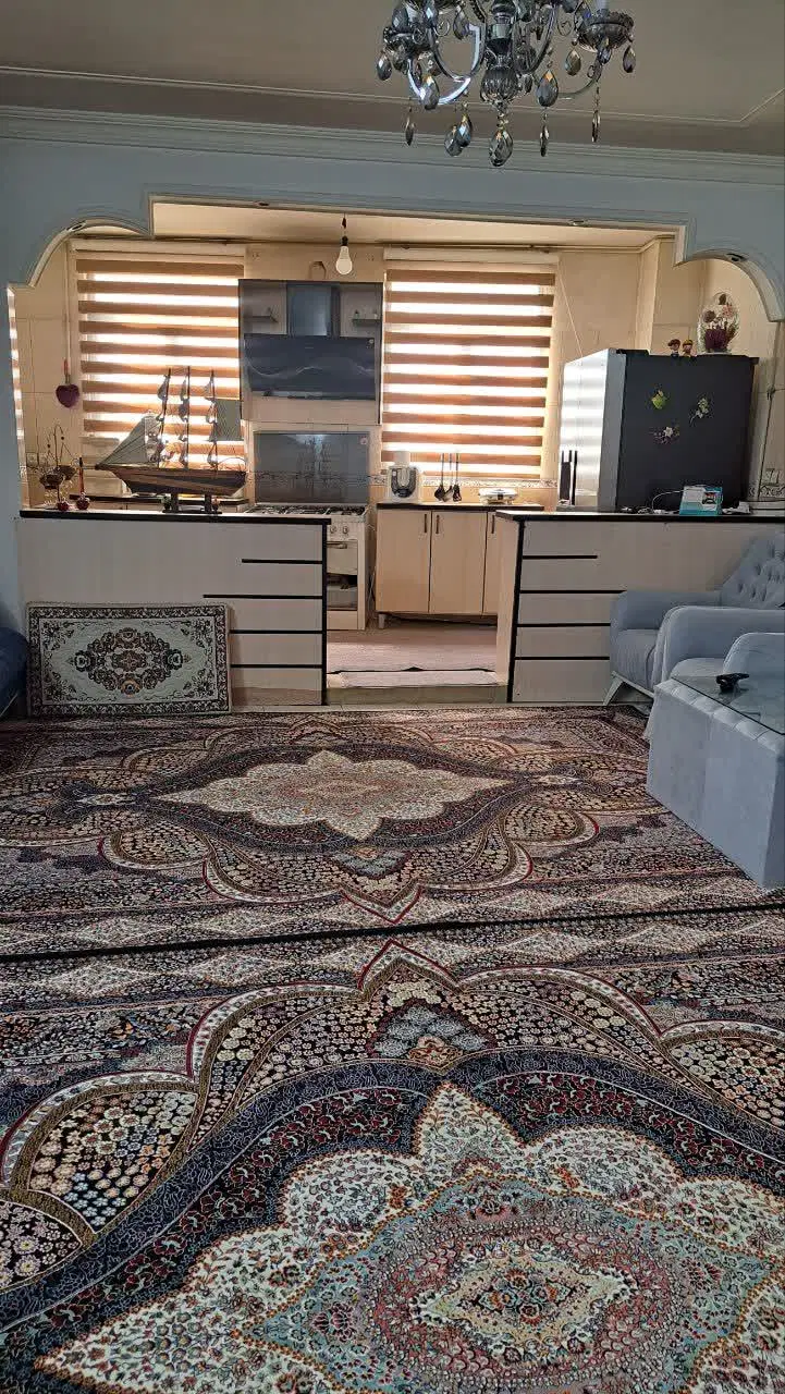 کوچه 7_2قایمیه*طبقه اول 4تاپله داره