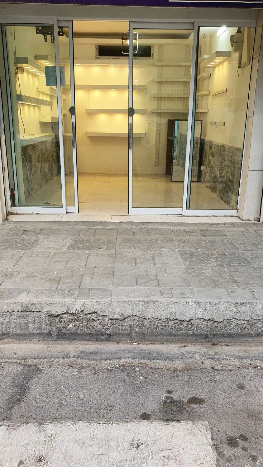 مغازه رو به رو مدرسه موقعیت خوب امتیازات مستقل