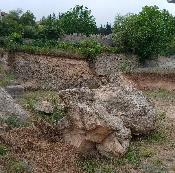 ۷۶۳ متر زمین خیابان مدرس