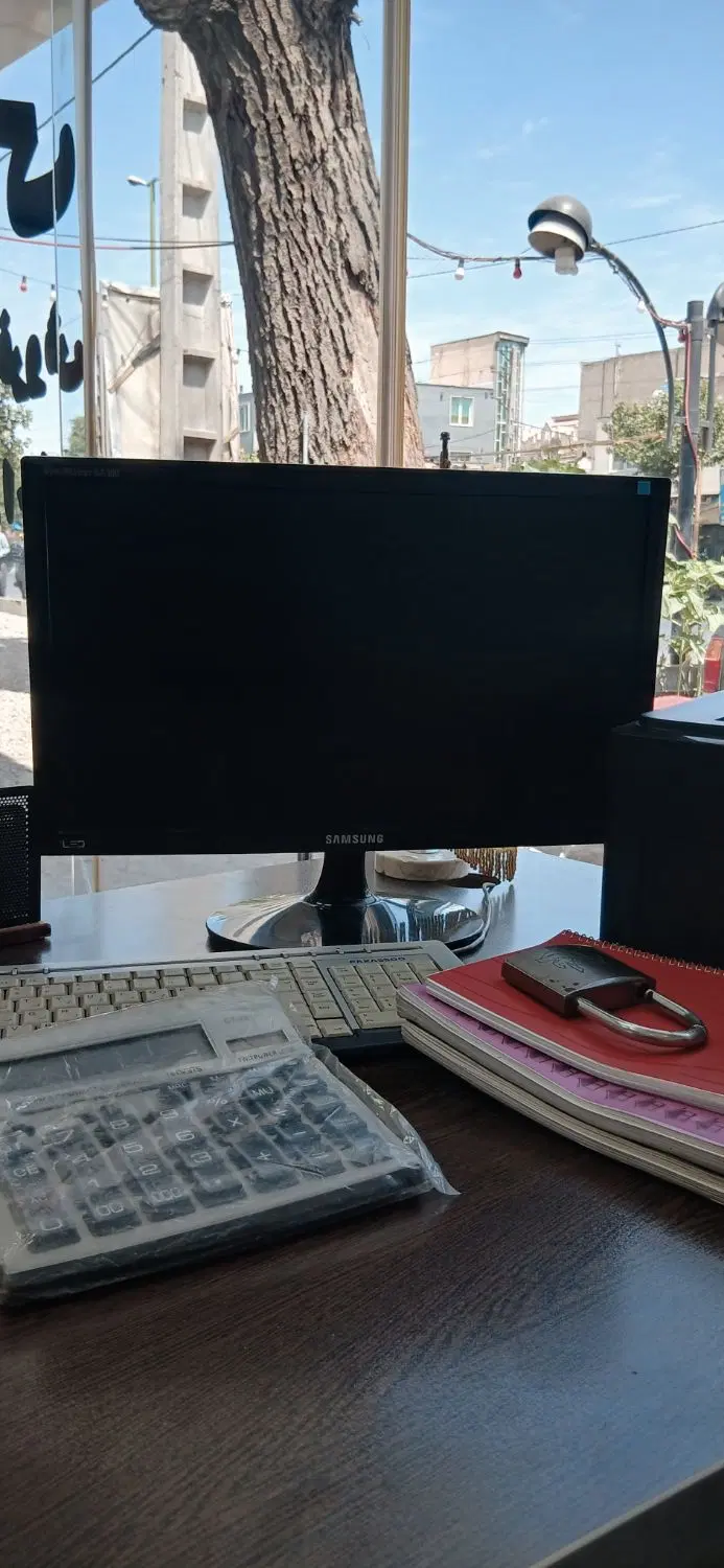 مغازه تجاری خیابان اصلی گیلاوند