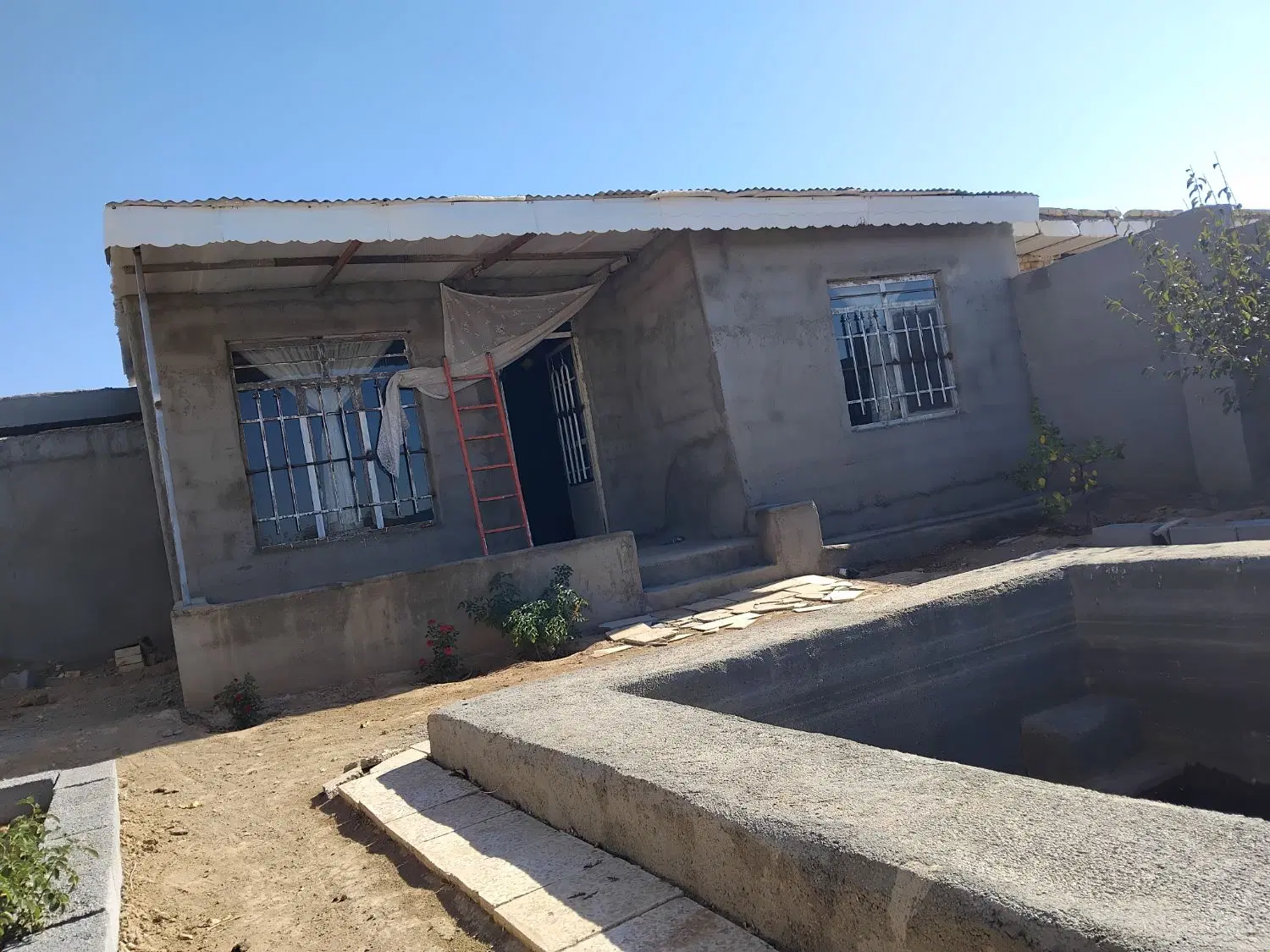 باغ ۵۰۰ متری زاک
