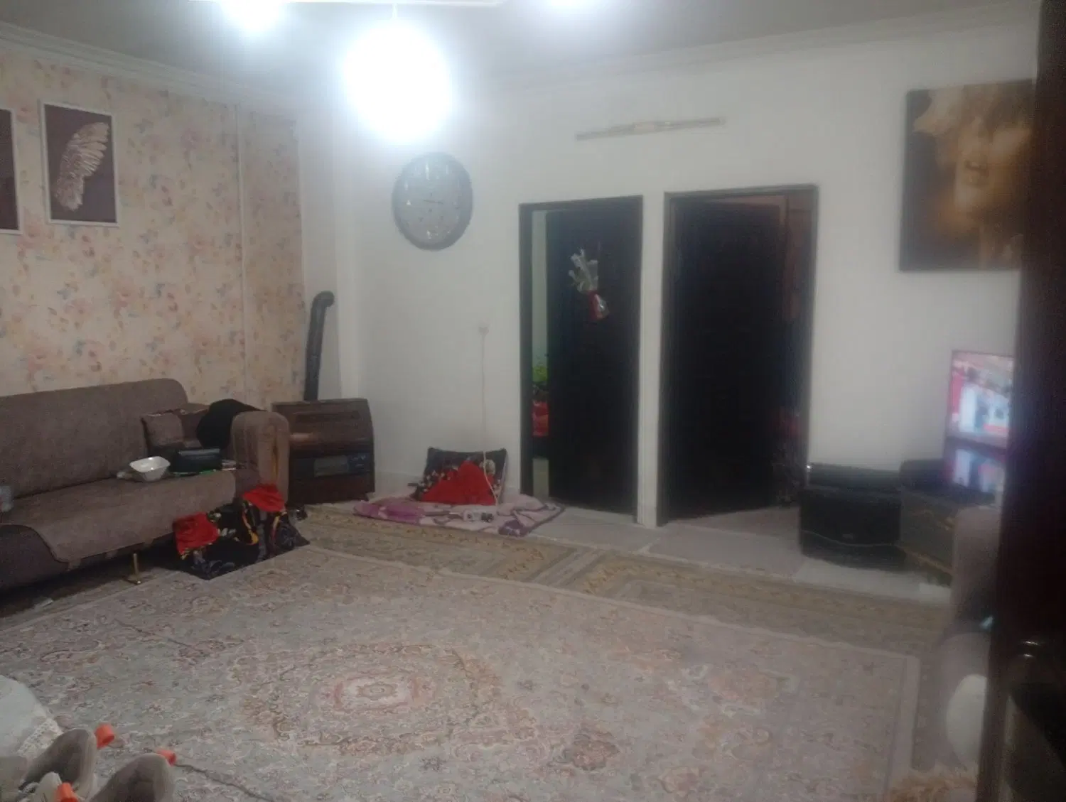 آپارتمان طبقه 3بالای همکف ۲خواب