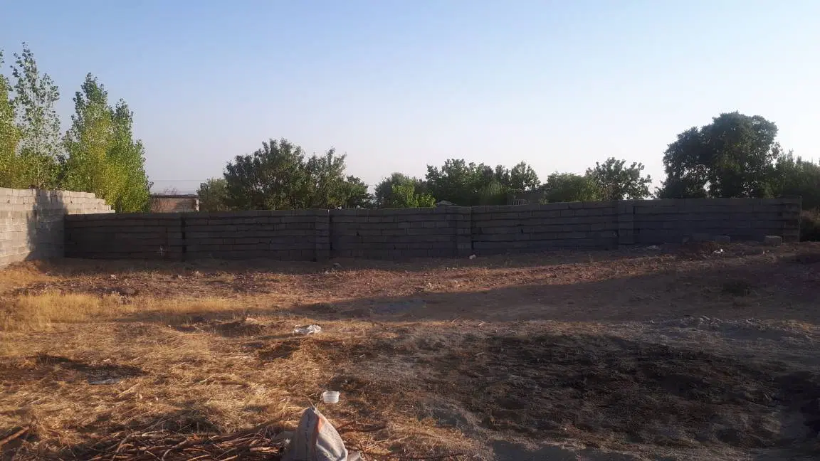 زمین چهار دیواری روستای آردهه کوهسار کردان