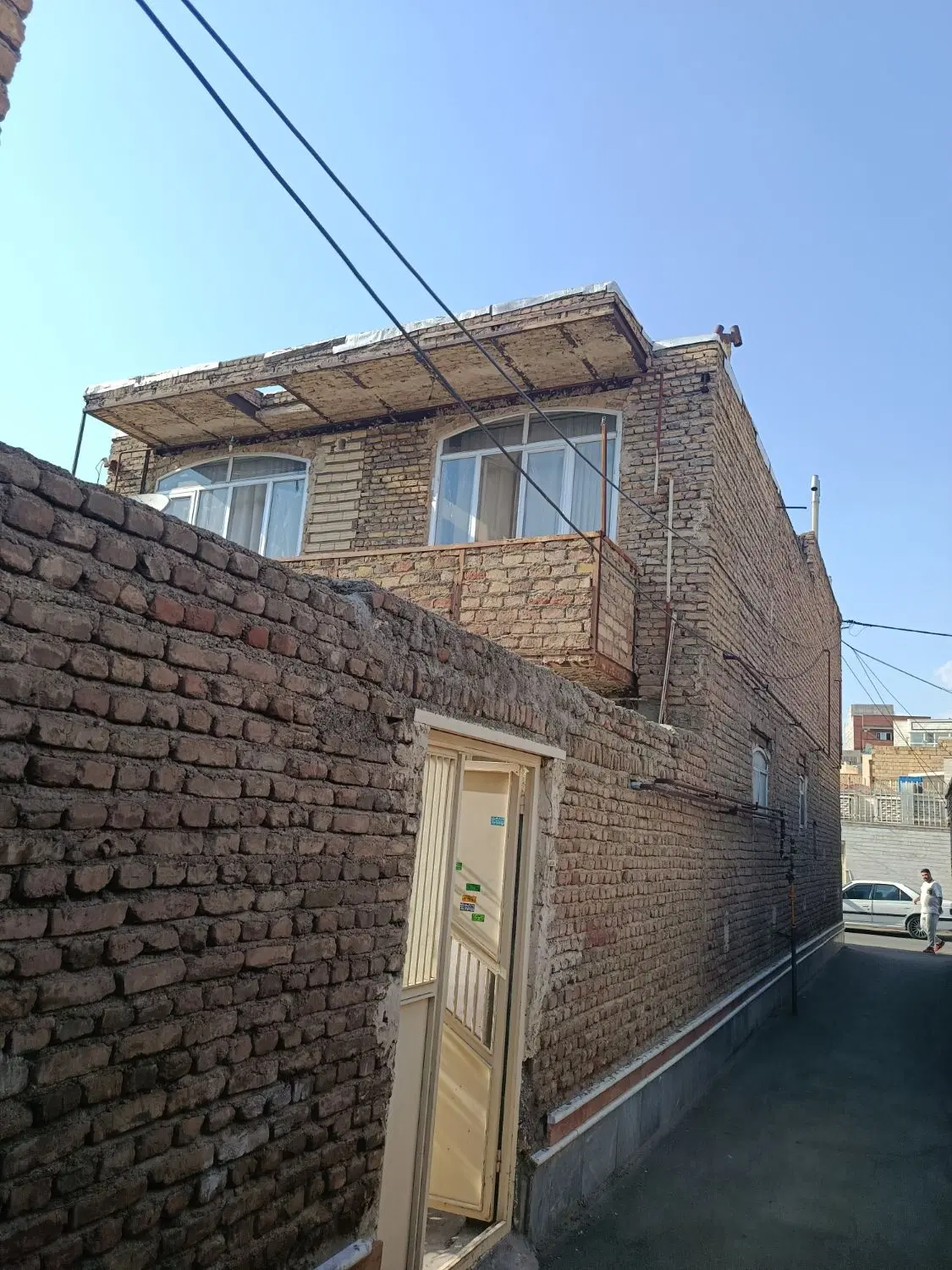 زمین کلنگی