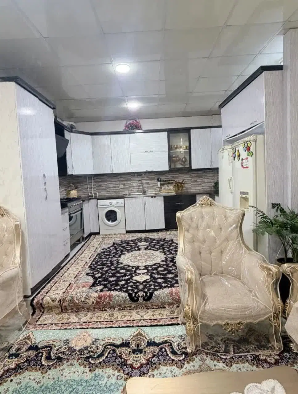 ۱۳۰ متری در مطهری شمالی