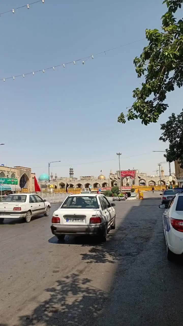 اجاره یک دهنه مغازه جنب حرم امام رضا