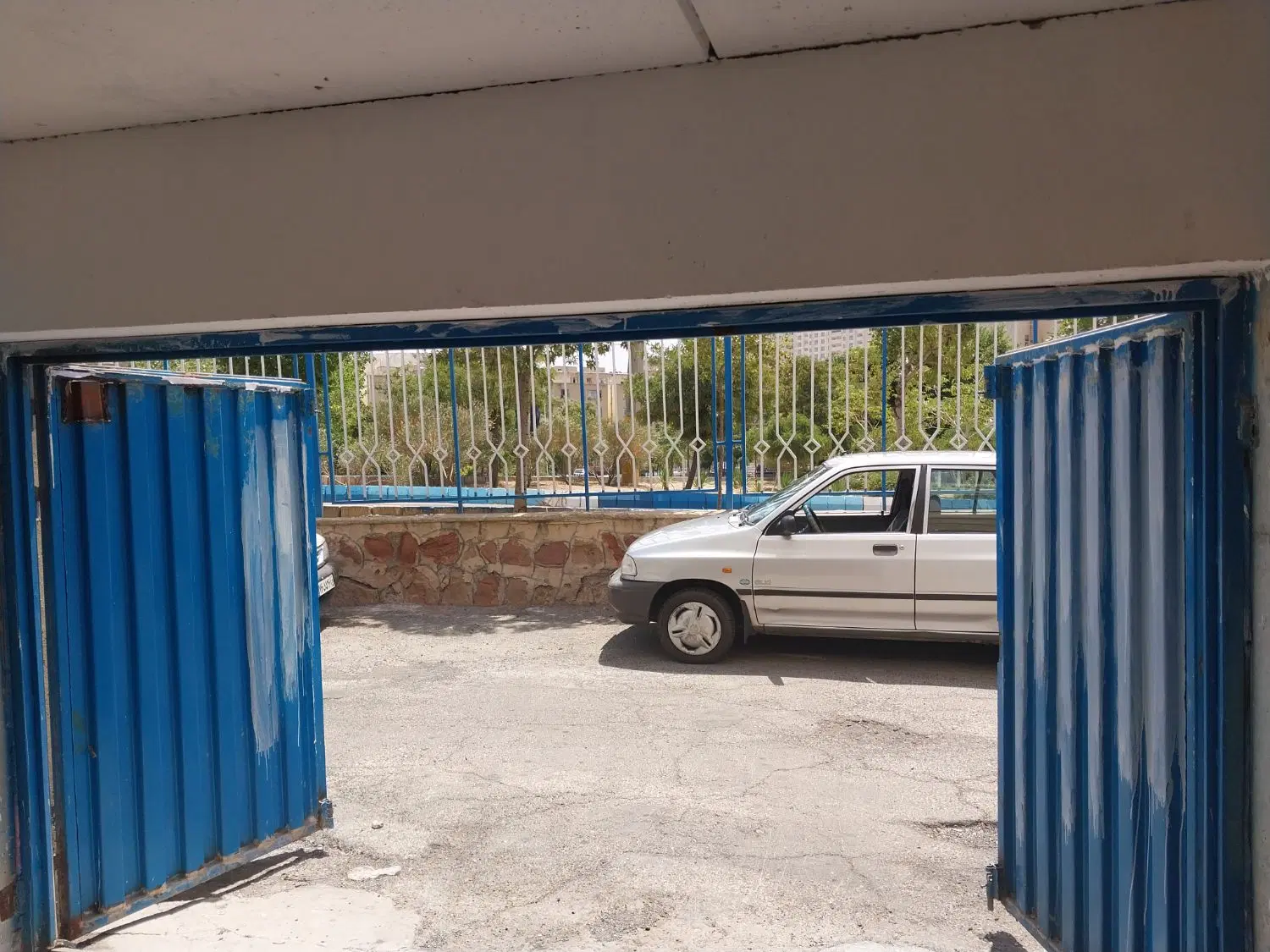 اجاره ی پارکینگ