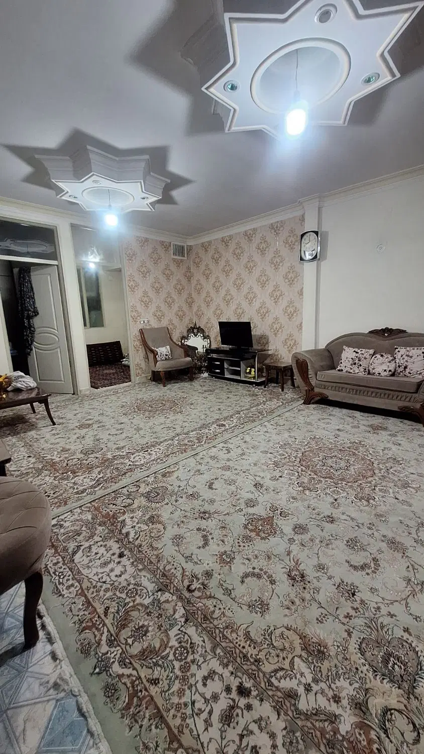 75متری در نوروزی