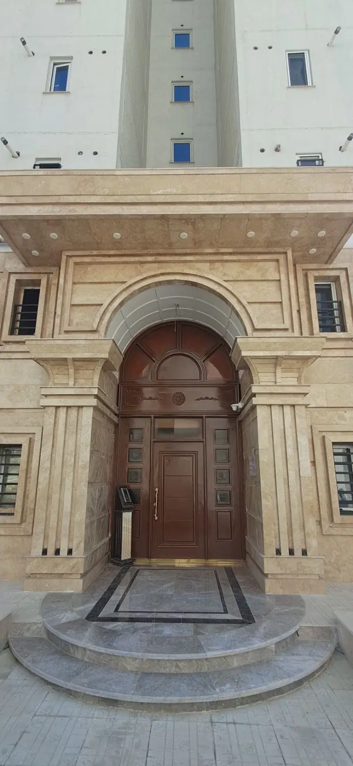 واحد ۷۸ متری ضامن کیلید
