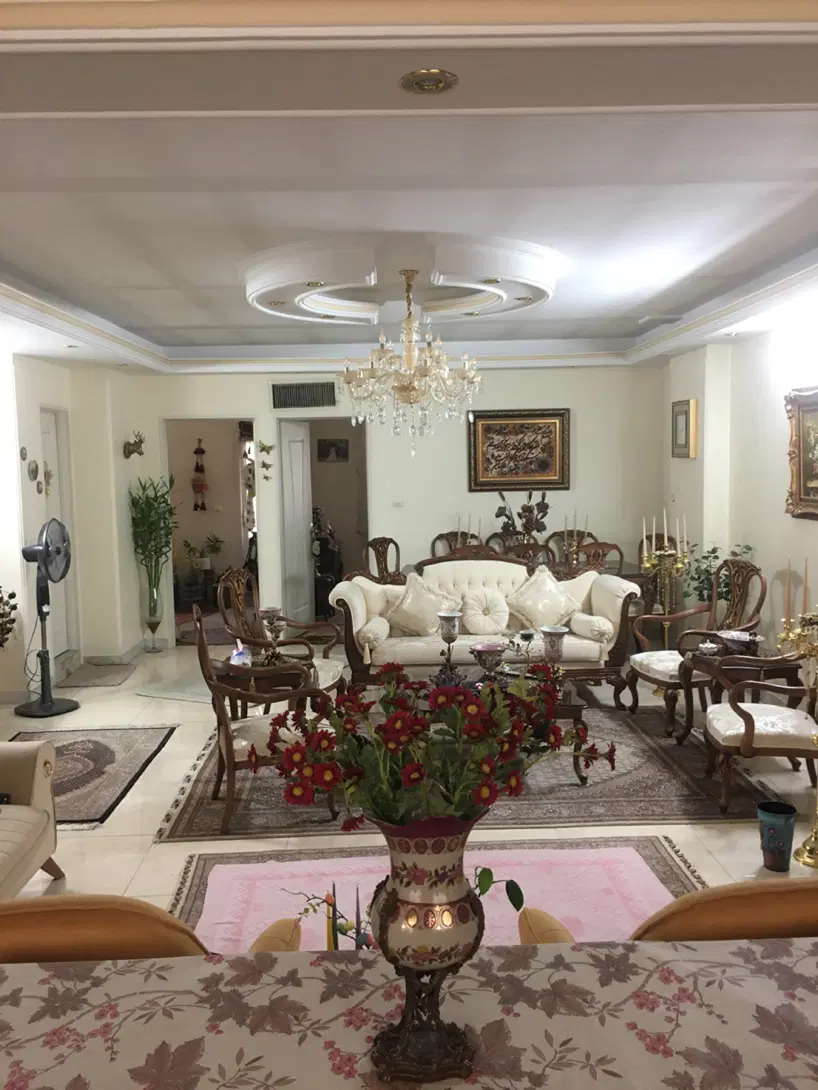آپارتمان ۹۱ متری تک واحدی طبقه ۵