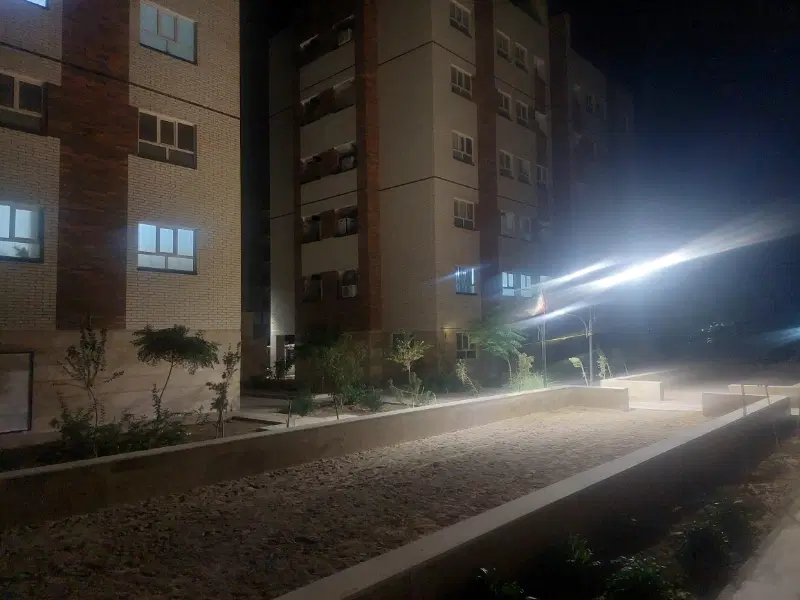 آپارتمان متری ۵۶۰ هکتاری