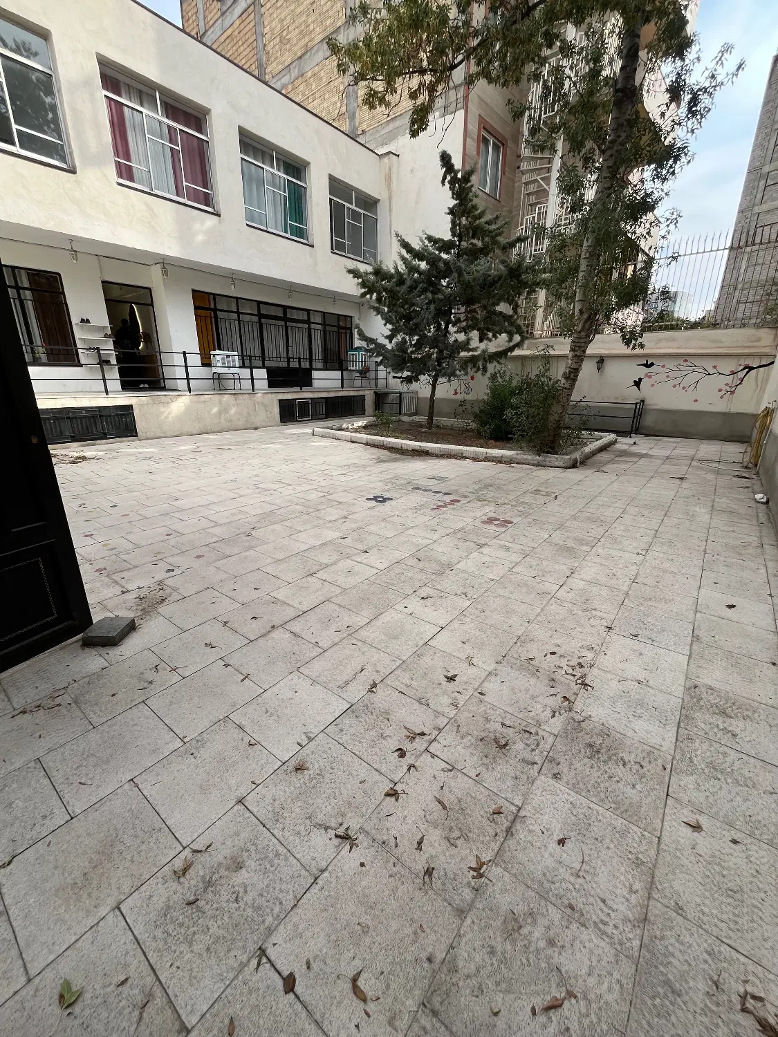 کافه بدون اجاره
