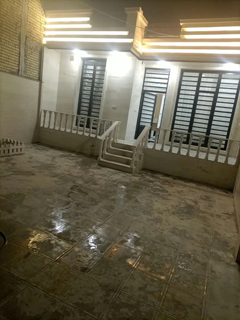 فروش منزل مسکونی اخر خیابان نرگس