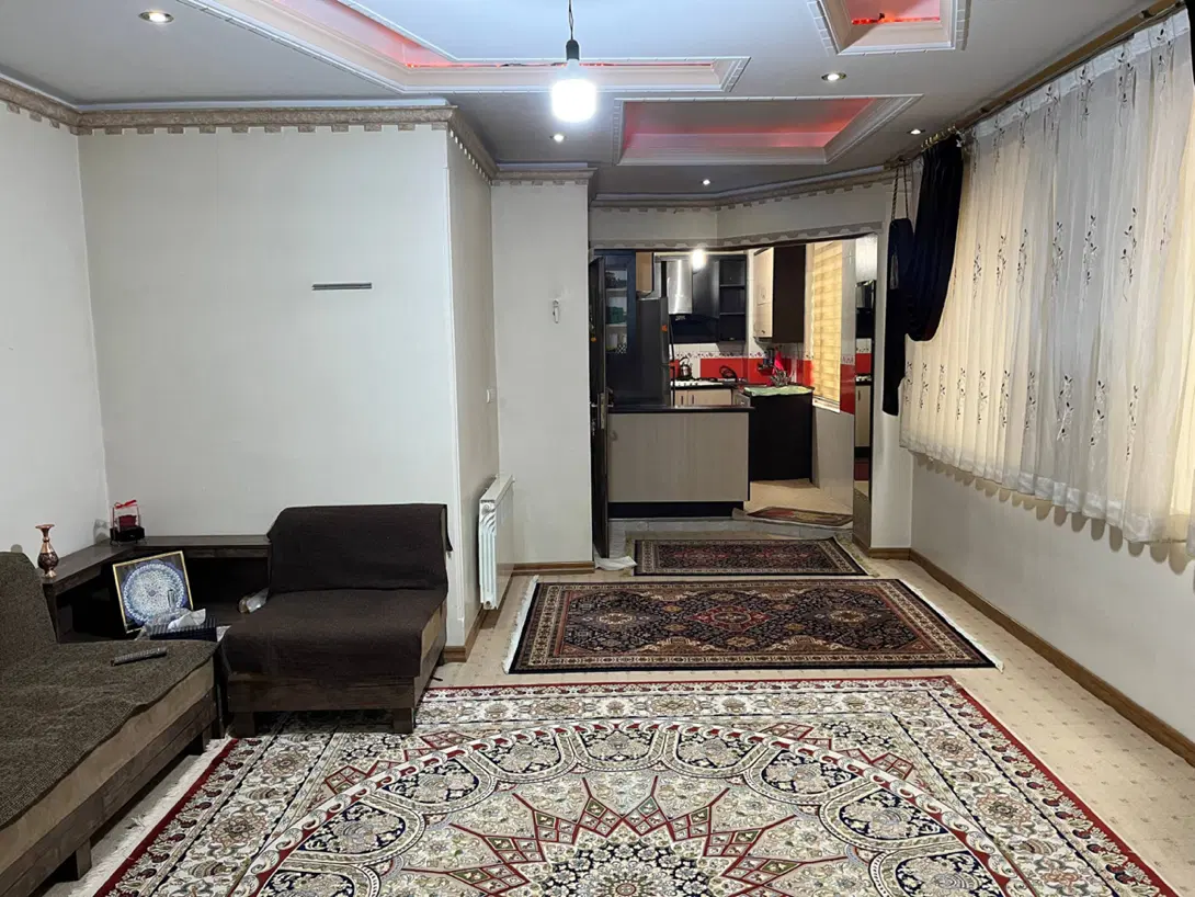 ۵۳ متر یکخوابه تک واحدی _ خوش نقشه _ خیام جنوبی