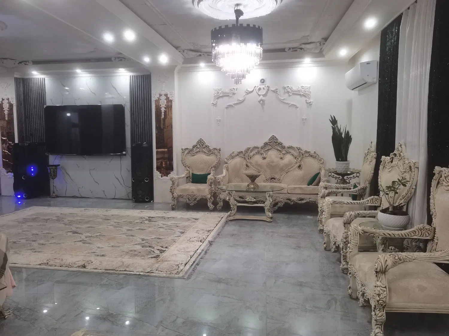 اجاره ی ویلای تیریبلکس هزار متری در هشتگرد