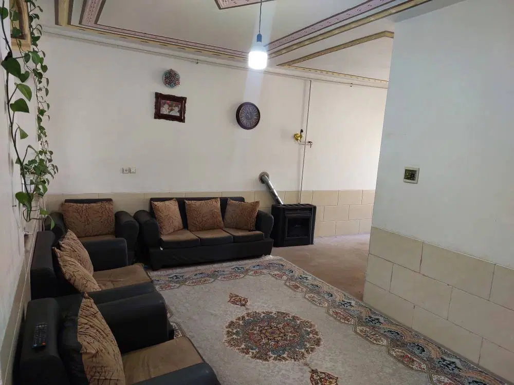 فروش خانه ۱۳۵ متری دوخوابه خوش‌نقشه