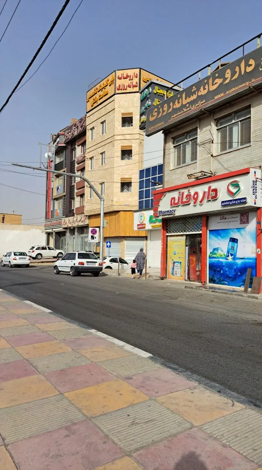 ۱۳۰متر تجاری  بهترین نقطه جاده آیت‌الله سعیدی
