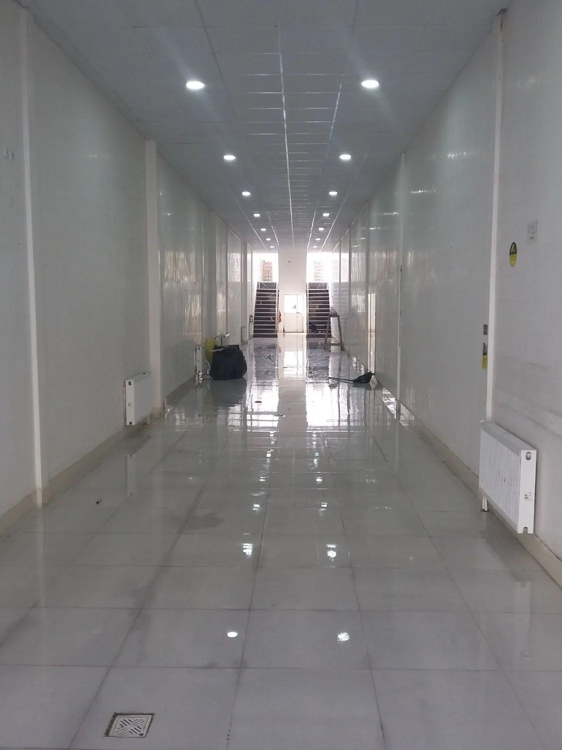 اجاره مغازه با ۳۲۰ زیربنا در خیابان فتحی