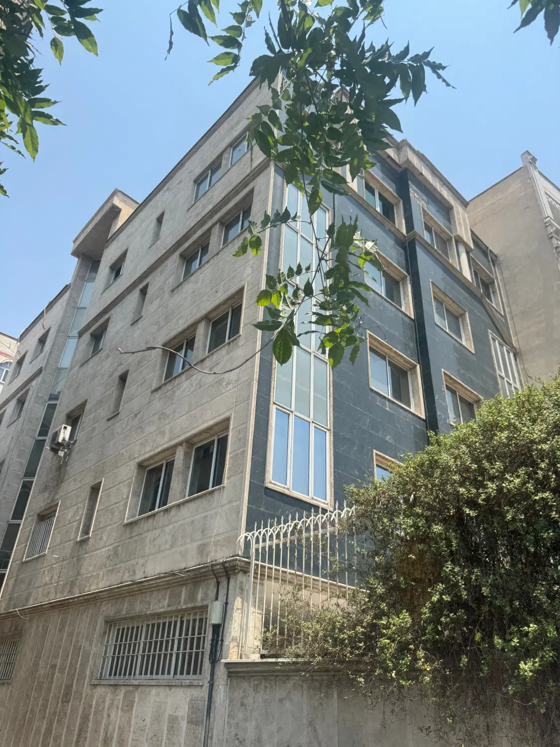 آپارتمان اداری