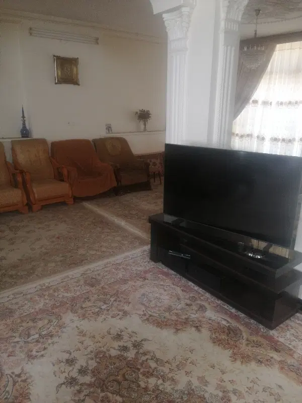 همخونه
