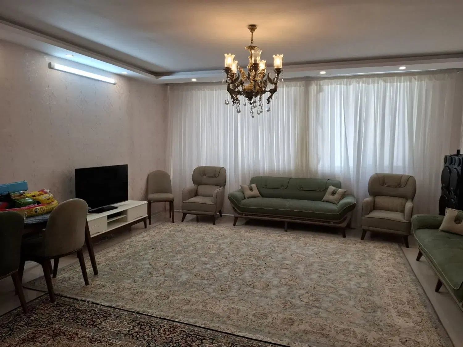 اپارتمان صدمتری رحمانیه۴۳ رهن کامل