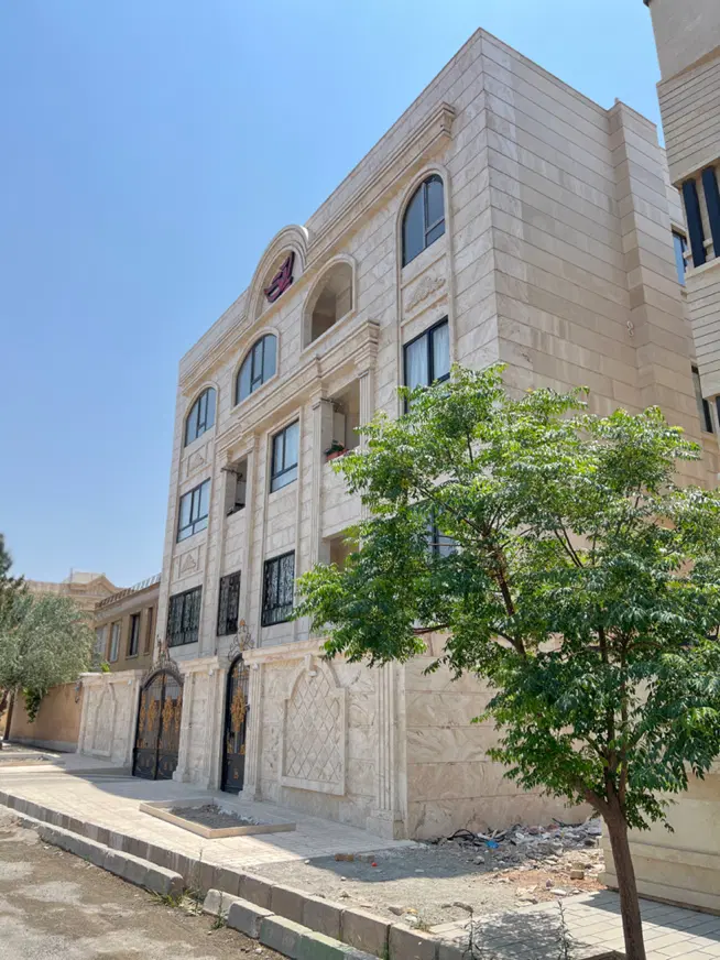 آپارتمان ۱۲۰ متر هوشمند با حمام مستر