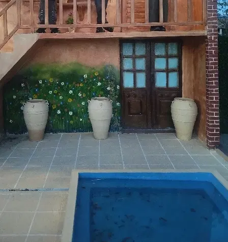 مغازه ی تجاری و منزل مسکونی
