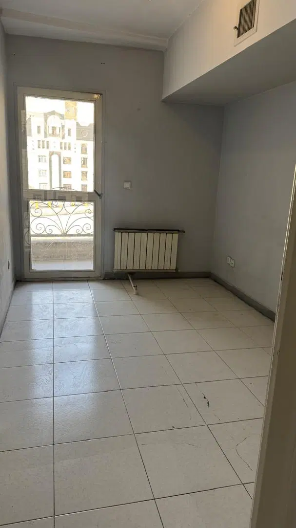 اجاره یک اتاق در مزون زنانه