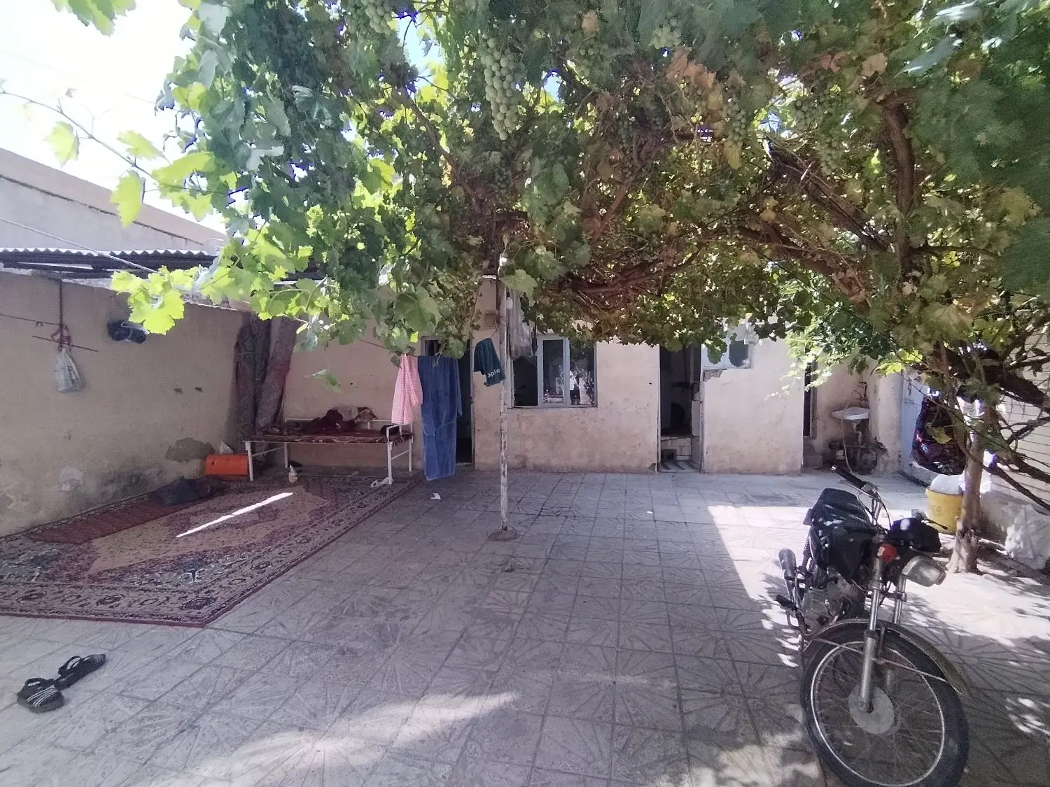 دو طبقه قدیمی ساخت