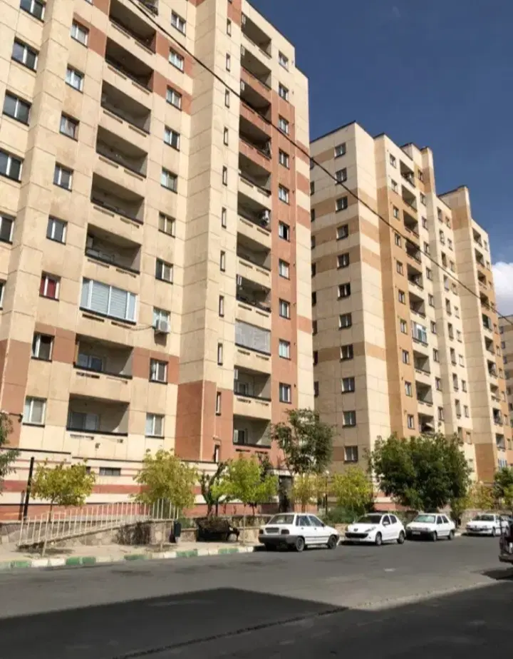 یک واحدآپارتمان شهرک کوثرمجتمع سپاس