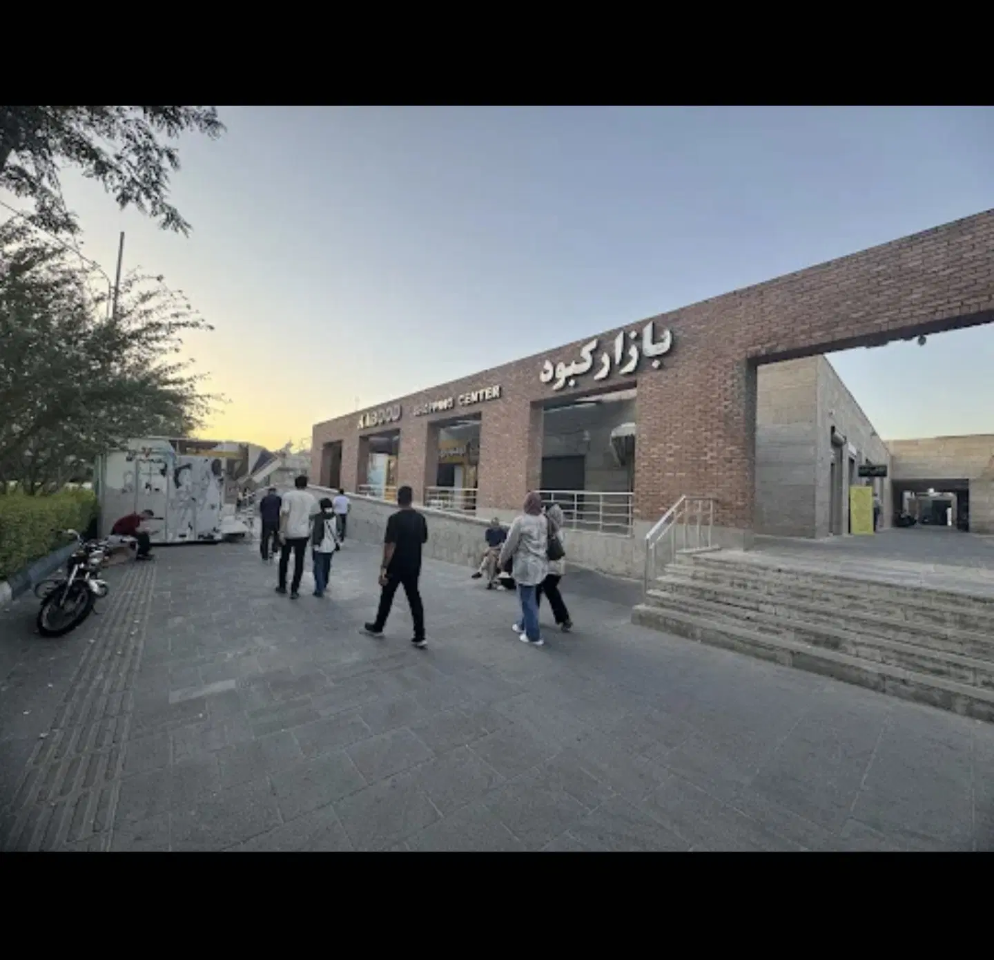 اجاره مغازه در بازار کبود