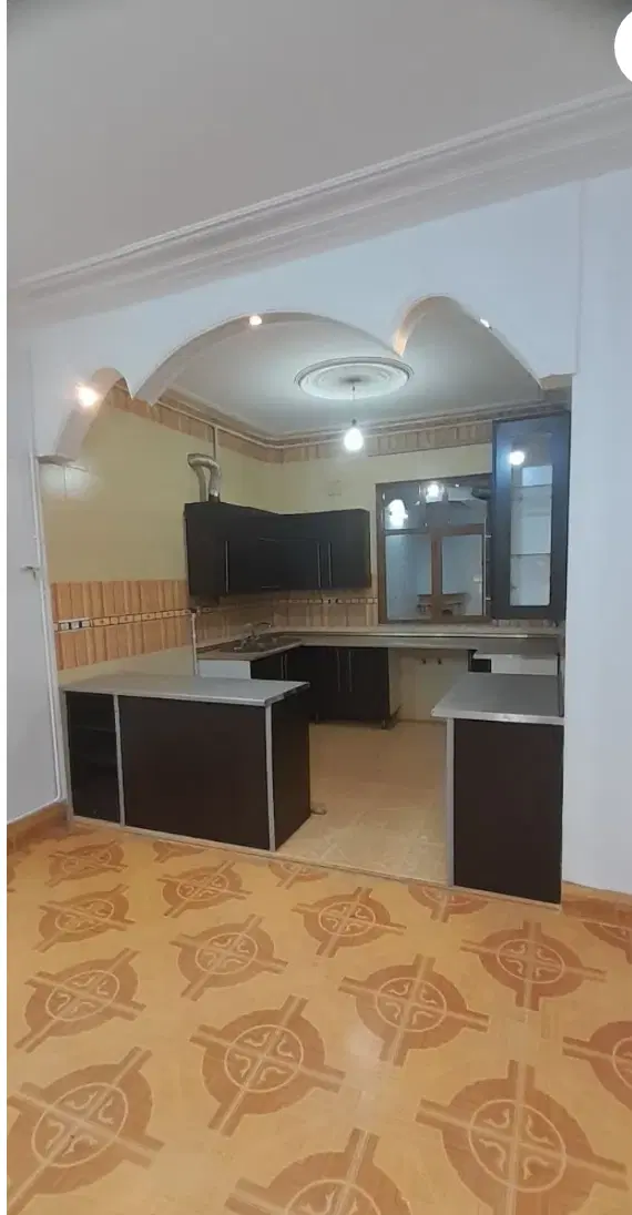 آپارتمان 90متری ابتدای امیرکبیر