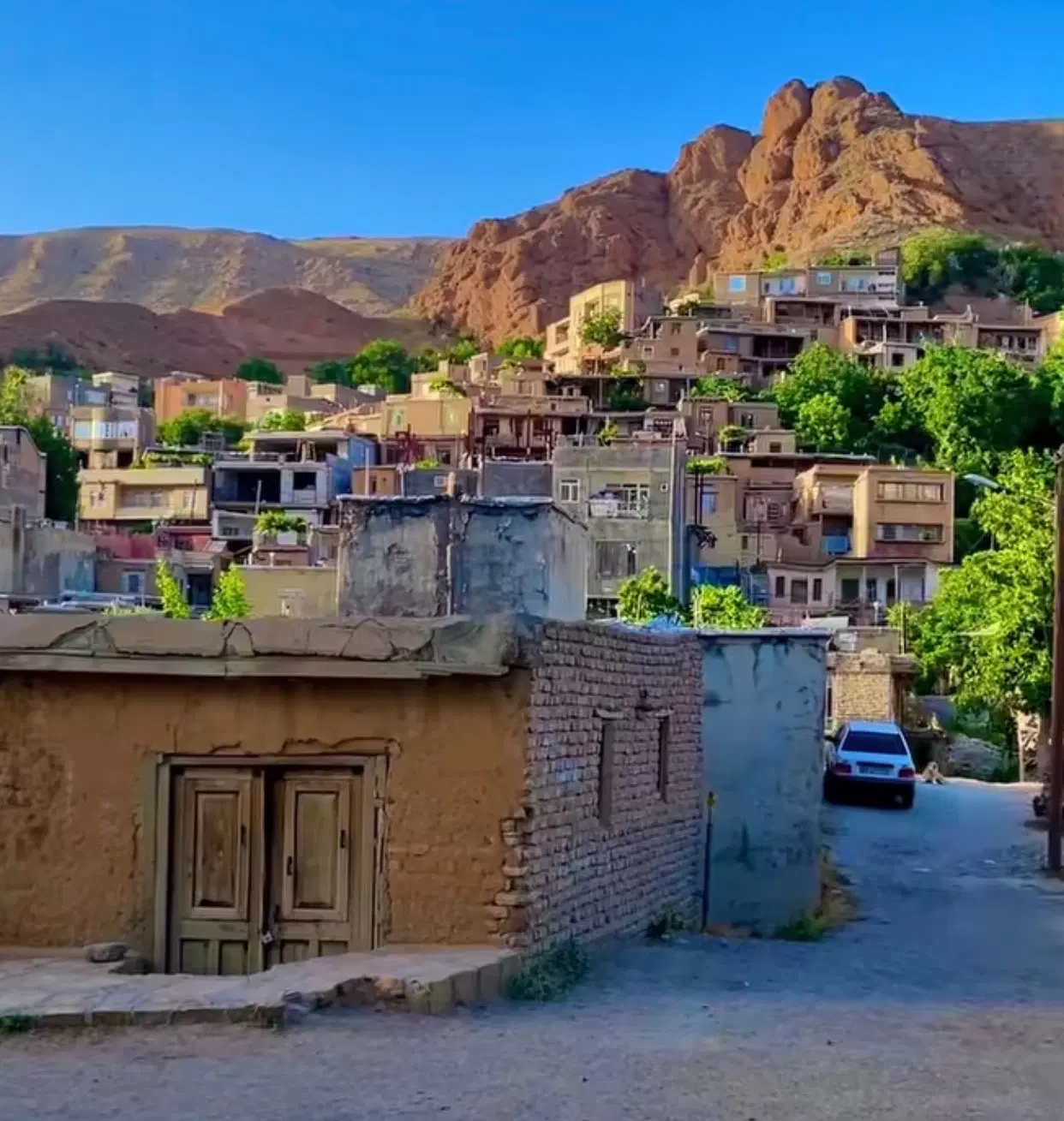 واحد ۱۲۵ متری و ۶۰ متری فروشی