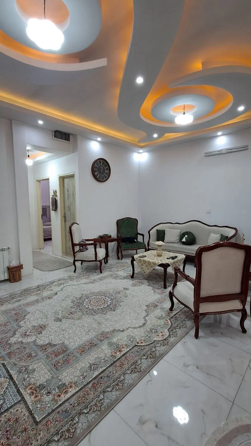 فروش آپارتمان 80 متری _ تک واحدی _ دو خوابه