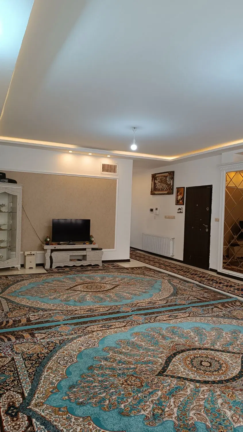 آپارتمان 135متری پنجتن شهرک صبا گلشهر شهیداوینی
